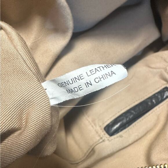 Gustto Black and Brown Genuine Leather Prato Bag - Picture 7 of 9